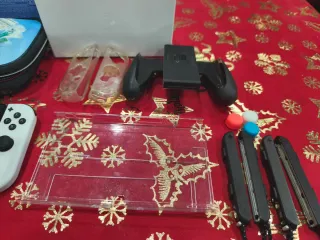 Nintendo Switch OLED Blanca+ Funda Mario Kart+ ACC