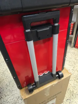 Caja de herramientas roja Dogher