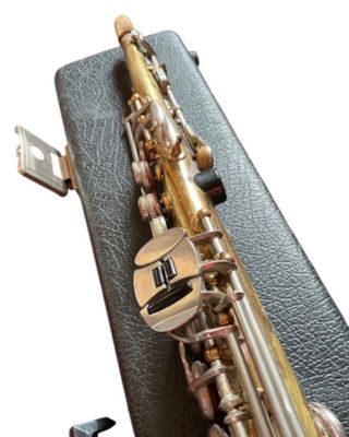 Saxofono Soprano Grassi con Custodia.