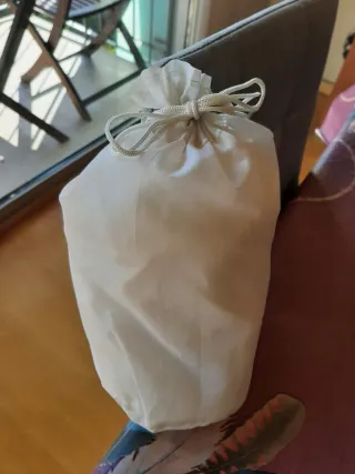 Chubasquero transparente con capucha y bolsa