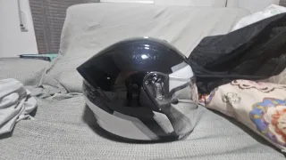 Casco Sao Paulo BMW. Con intercomunicador cardo sp