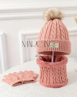 Conjunto Invierno: Gorro, Bufanda y Guantes
