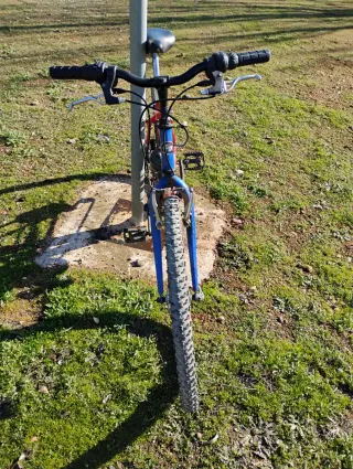 Bicicleta de Montaña Económica Poco Uso