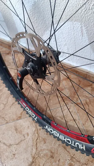 Ruedas DT Swiss Completas