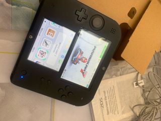 Nintendo 2DS con Mario Kart 7