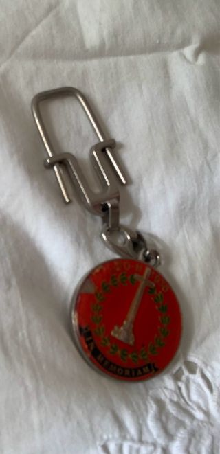 Llavero conmemorativo 20N