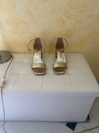 Scarpe Primadonna oro tacco quadrato