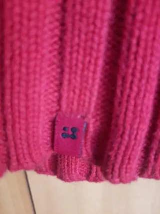 Jersey rojo de punto acanalado