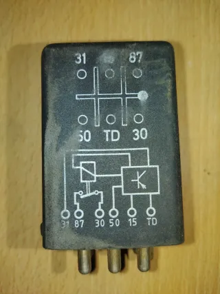 Relé Bomba Gasolina Mercedes 001 545 0705