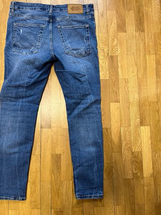 Vaqueros Pull and Bear