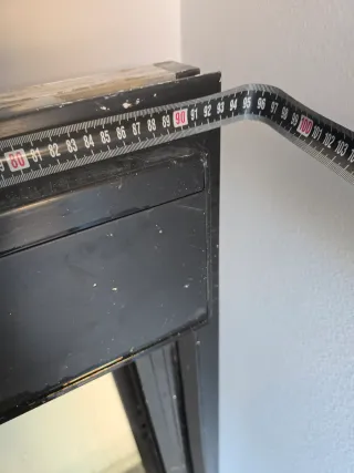 Ventana aluminio negra corredera con persiana