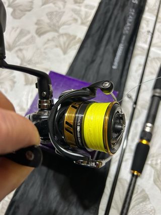 Conjunto de Pesca Spinning daiwa carrete nuevo