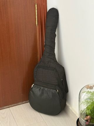 Guitarra Clásica Naranja (tamaño niño)