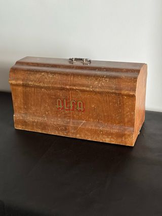 Tapa para máquina de coser Alfa