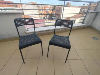 2 Sillas Ikea Negras