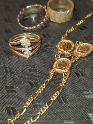 Conjunto de Joyas Antiguas de Oro