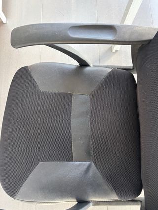 Silla de oficina con ruedas