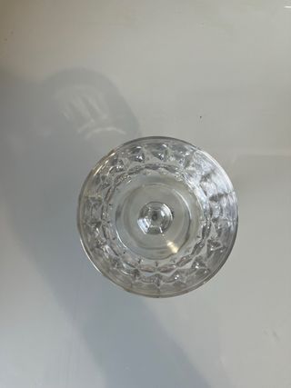Copa de cristal para macedonia y frutas
