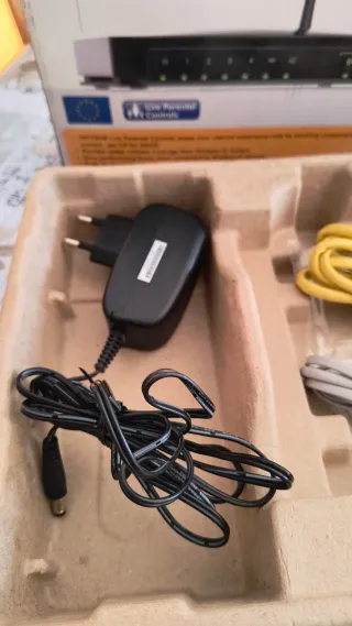 Router Modem Netgear DGN1000 Wireless-N 150 ADSL2+