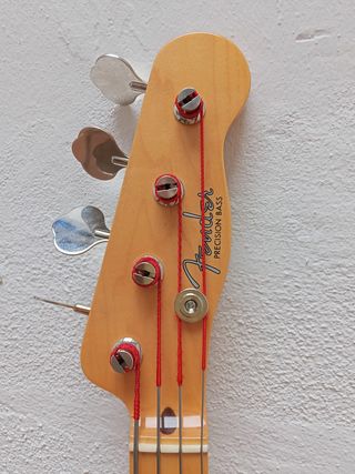 Bajo Fender Precision '51 NUEVO! Solo pesa 3,59Kg
