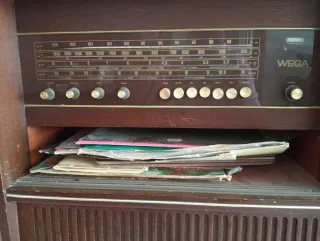 Tocadiscos antiguo .