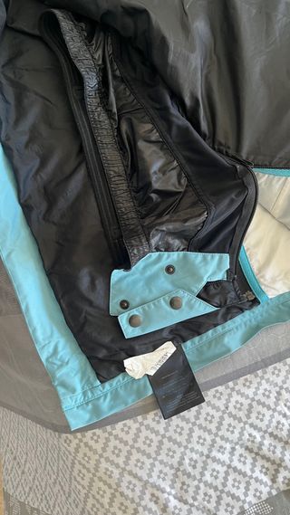 Chaqueta de nieve con capucha,