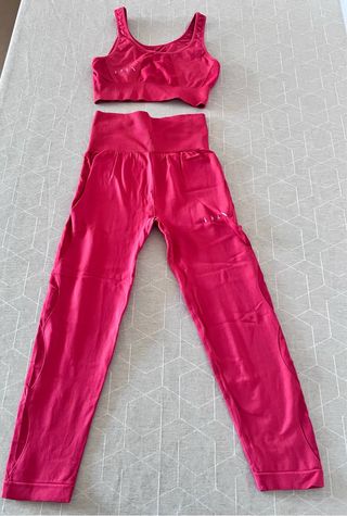 Conjunto Malla y Top Born Living Yoga