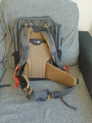 Mochila Forclaz 50L Viaje Beige/Gris