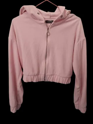Sudadera Bershka cropped terciopelo rosa