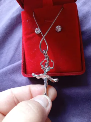 Conjunto collar y pendientes bailarina plata