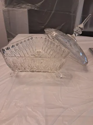 Adorno joyero de cristal tallado