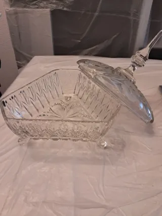 Adorno joyero de cristal tallado