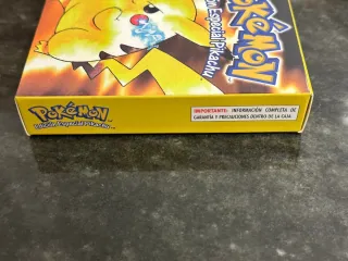 Pokémon Edición Especial Pikachu Game Boy