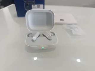 Auriculares Motorola Moto Buds