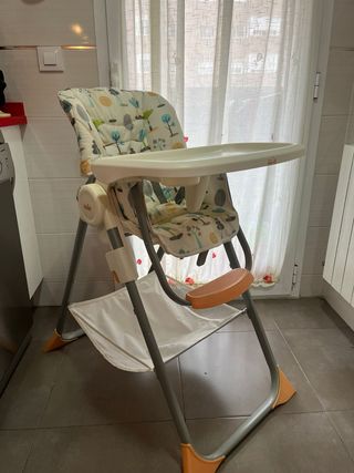 Trona Joie para bebés y niños