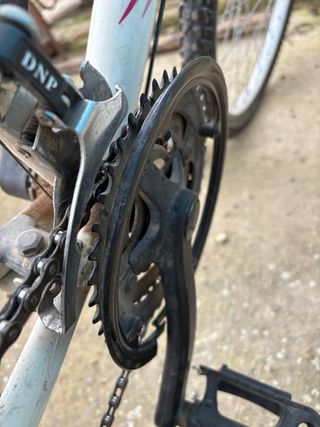 Bicicleta Orbea Blanca y Rosa