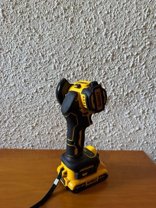 Mini Radial DeWalt 70mm