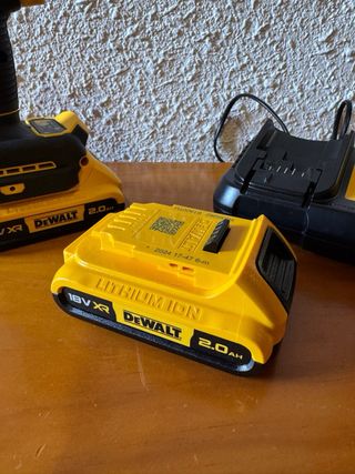 Mini Radial DeWalt 70mm