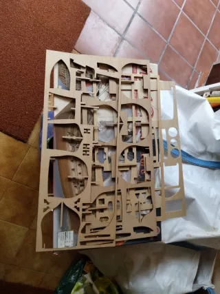 Planos y manual HMS Prince 1670