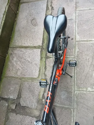 Bicicleta de Montaña Monty KY8 Negra/Naranja