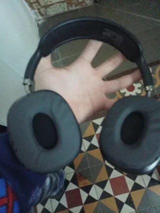 Cascos Inalámbricos Grises