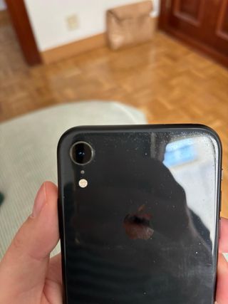 iPhone XR 64 GB + funda