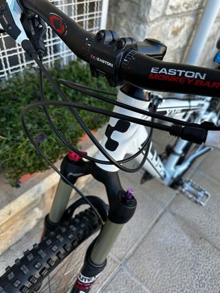 Bicicleta de Montaña Cube