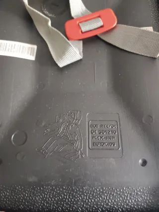 Alzador de coche para bebé