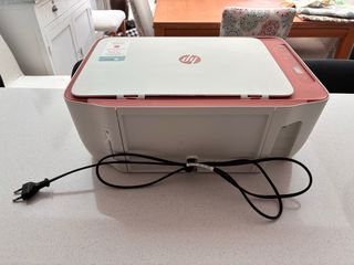 Impresora HP Roja y Blanca