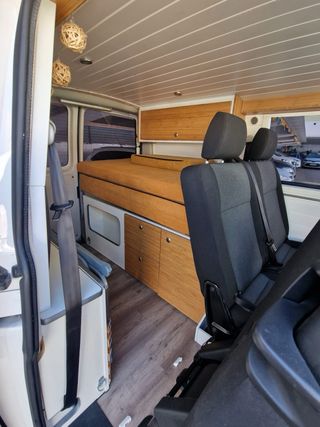 Volkswagen Transporter 2018 camperizada.