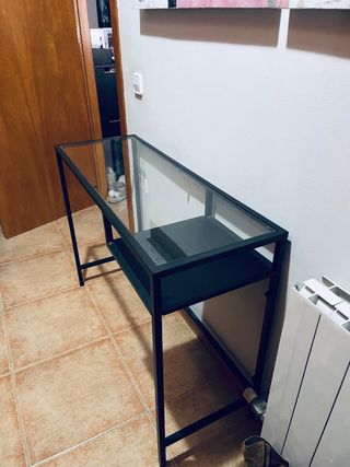 Mesa de portátil IKEA VITTSJÖ Negra/Transparente