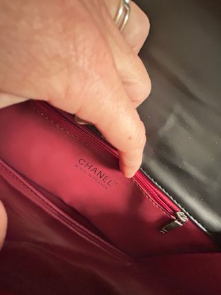 Borsa nera elegante tipo Chanel