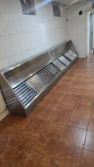 Campana extractora industrial 4.5m