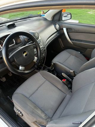 Chevrolet Aveo 2009 Oro / Dolar